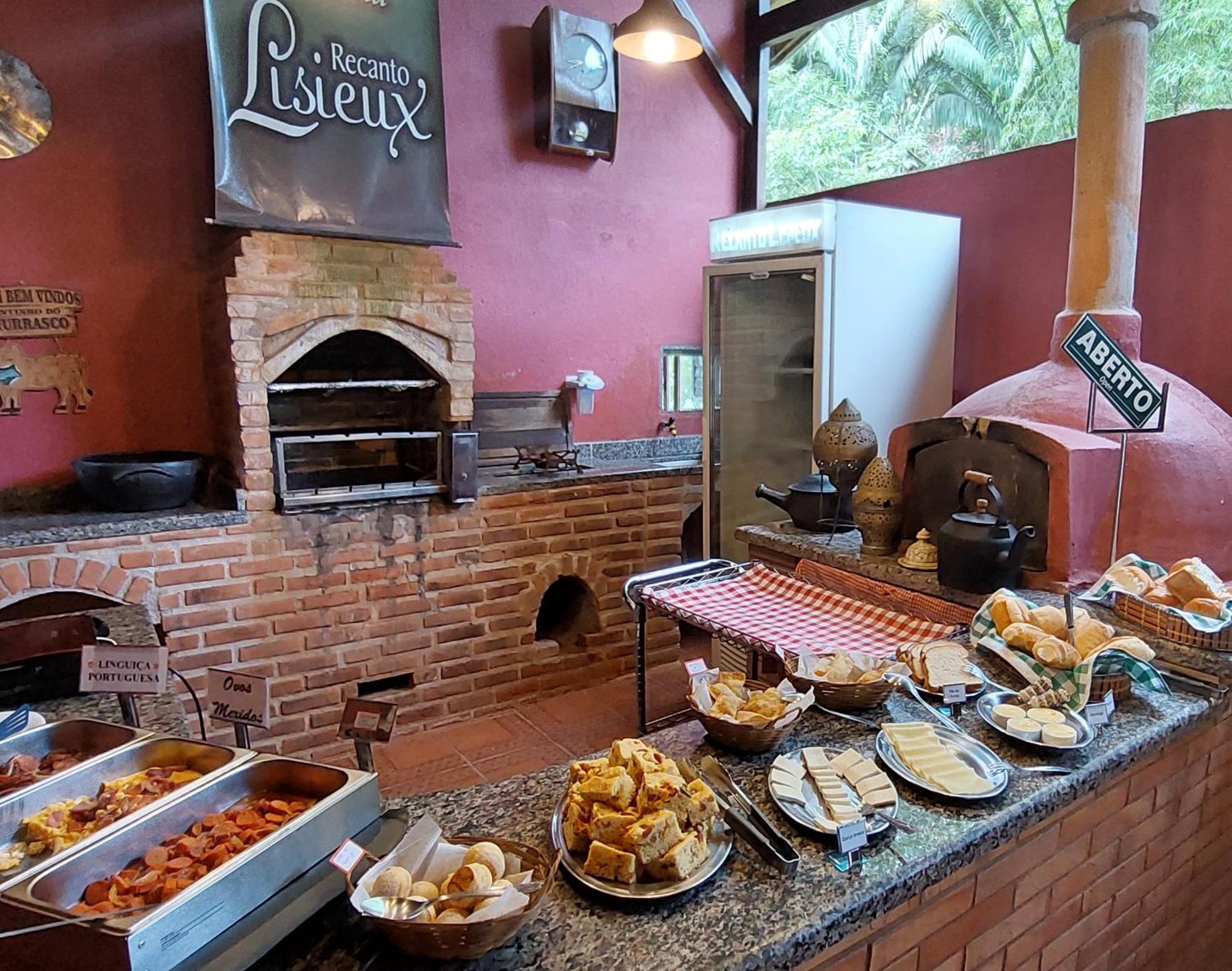 Inn Recanto Lisieux 2*